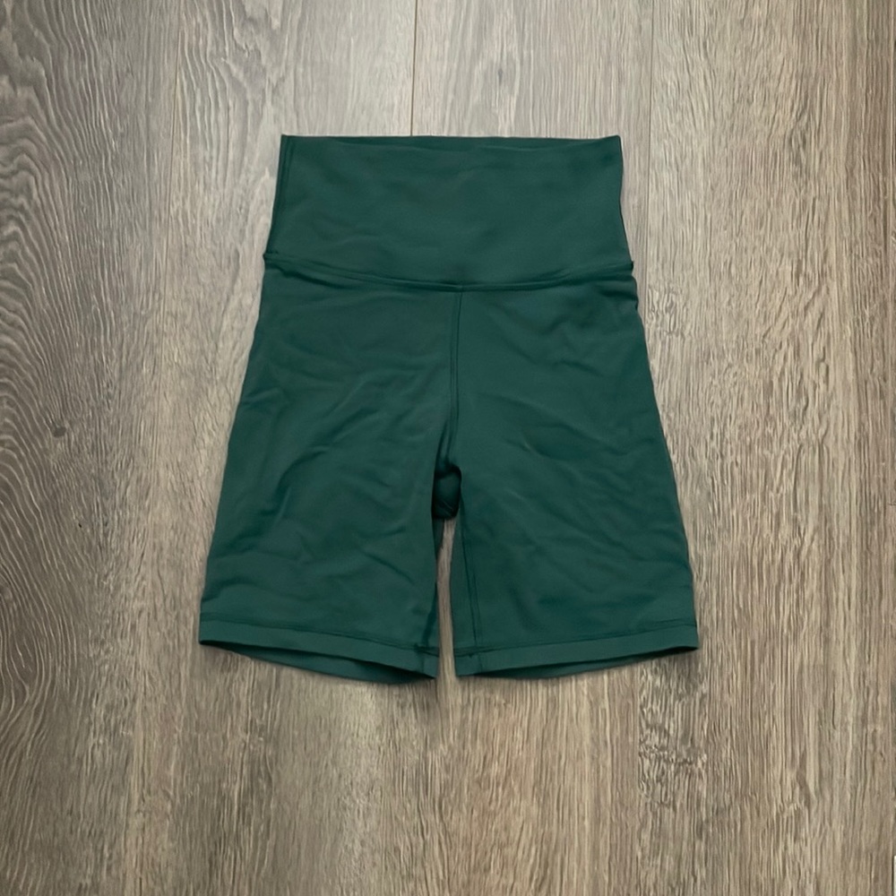 TNA atmosphere 7” biker shorts size XS